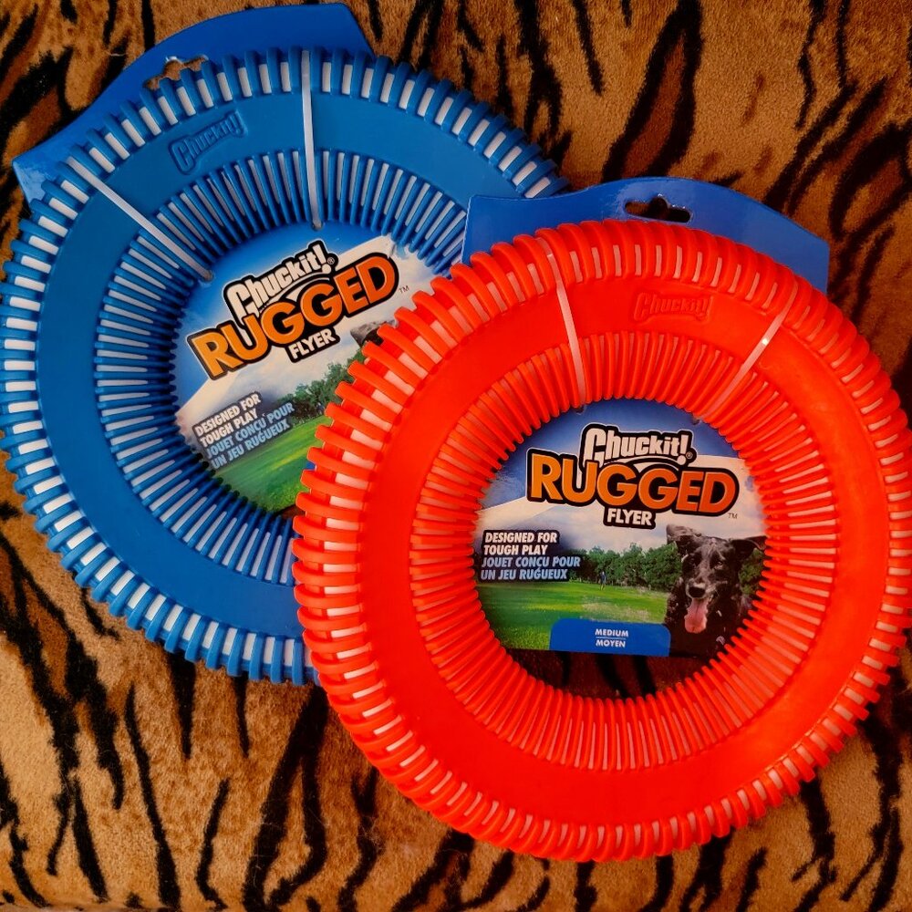 Chuckit Dog Rugged Flyer Rough Play med ea. Various colors..